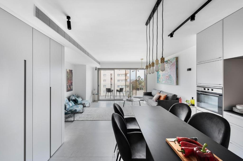 Yefet - By Beach Apartments Tlv Tel-Aviv Extérieur photo